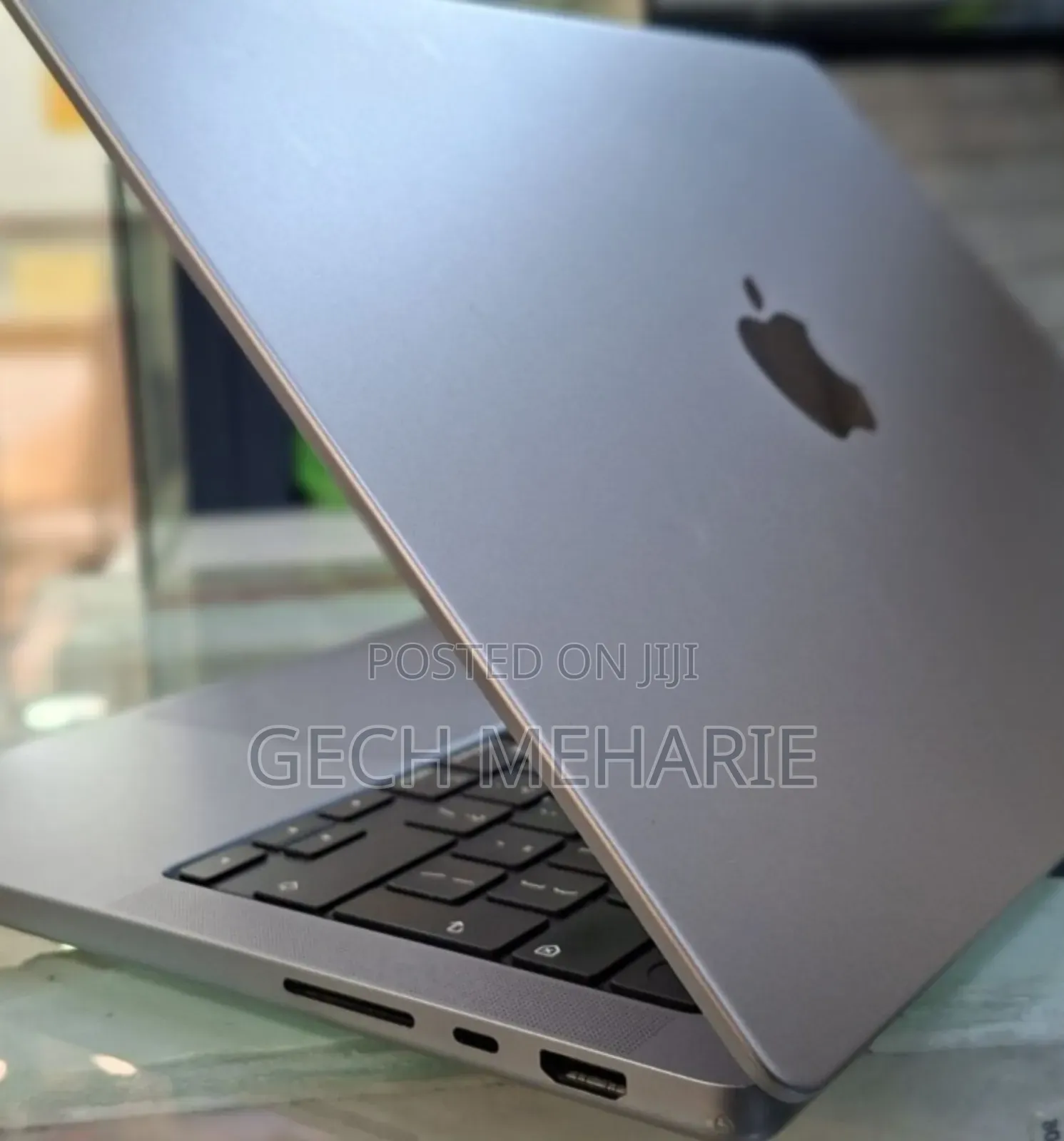 New Laptop Apple MacBook Pro 2021 M1 16GB Apple M1 Pro SSD 512GB
