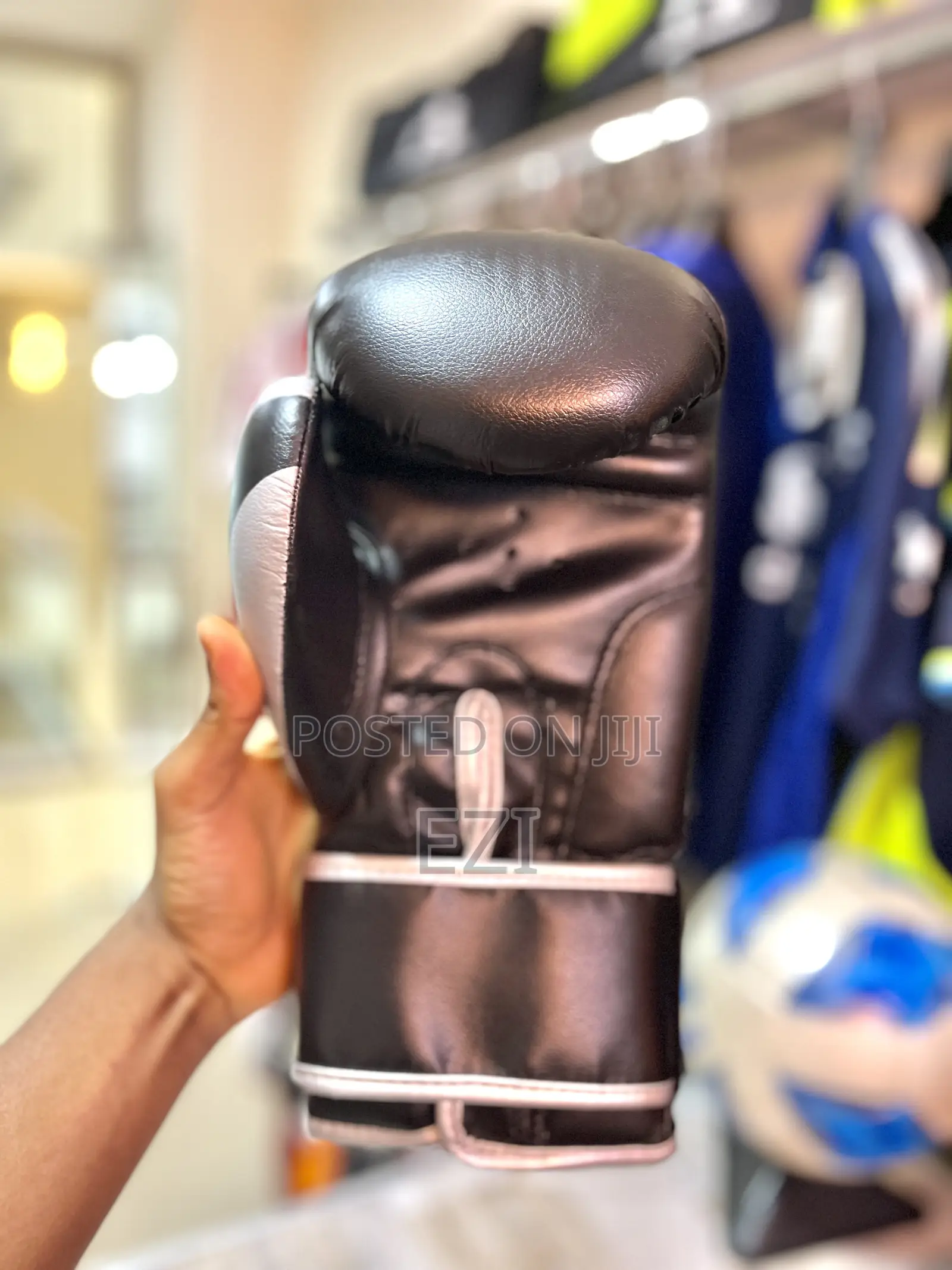 Venom Gloves