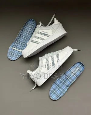 Adidas Old School