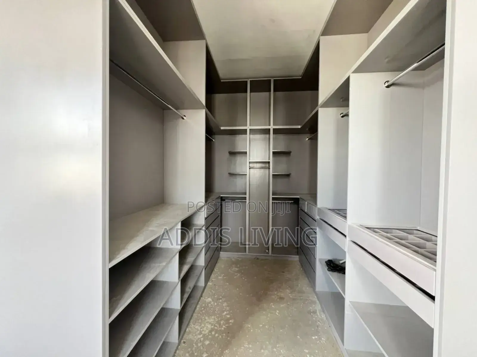 3bdrm Apartment in Bole for sale