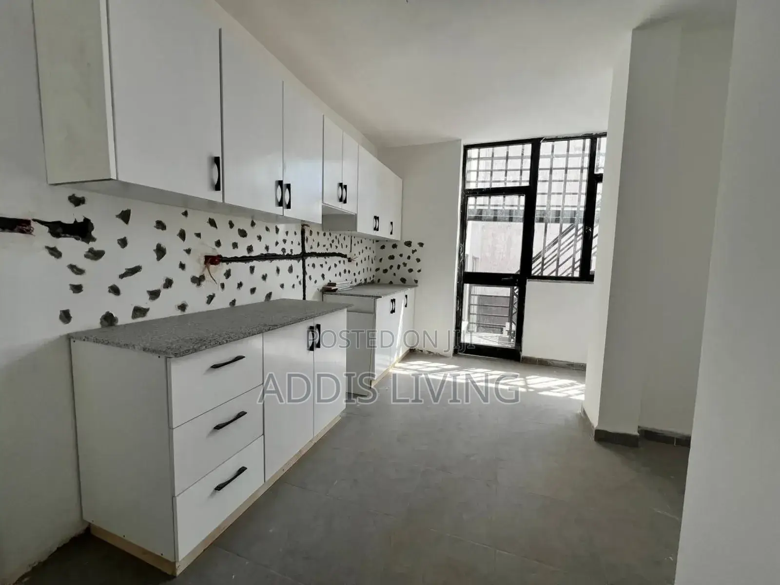 3bdrm Apartment in Bole for sale