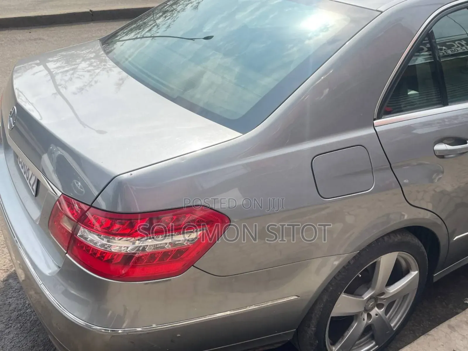 Mercedes-Benz E250 2011 Silver