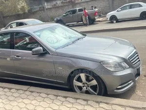 Mercedes-Benz E250 2011 Silver