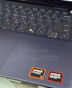 New Laptop Dell 16GB AMD Ryzen 7 SSD 1T