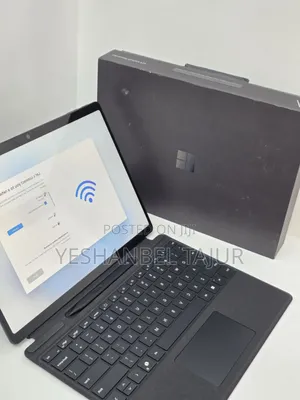 New Laptop Microsoft Surface Pro 10 16GB Intel Core I7 SSD 512GB