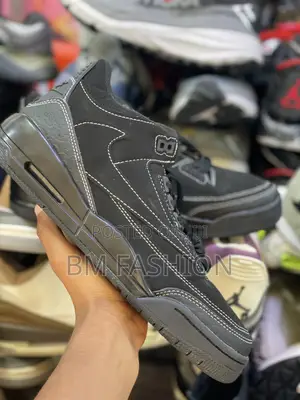High Quality Mid High Sneakers