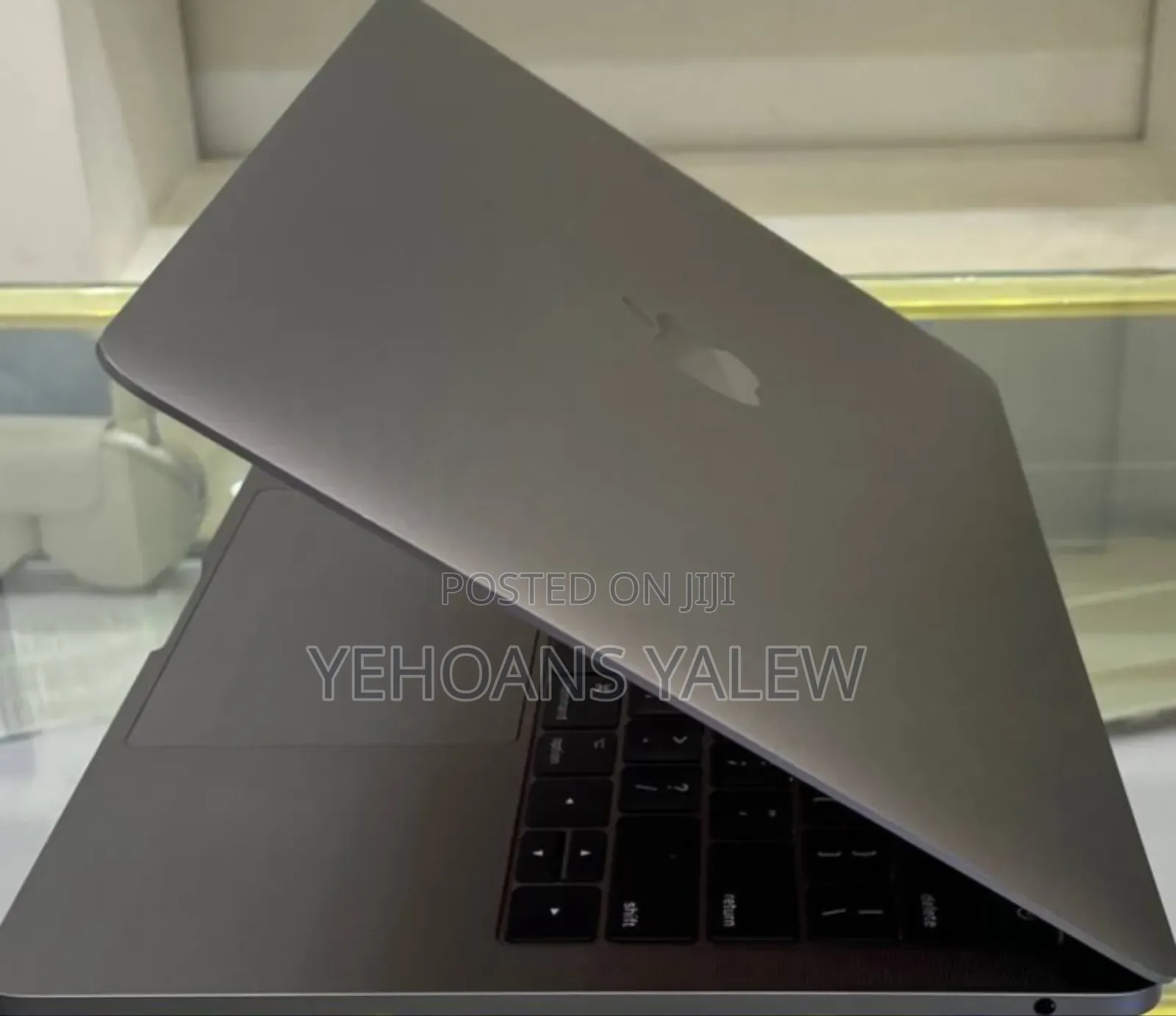 New Laptop Apple MacBook Pro 8GB Intel Core I5 SSD 512GB