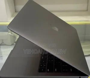 New Laptop Apple MacBook Pro 8GB Intel Core I5 SSD 512GB