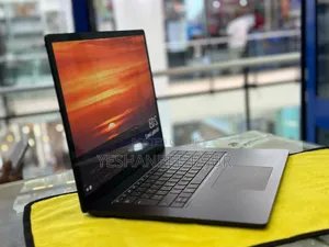 New Laptop Microsoft Surface Book 3 8GB Intel Core i5 SSD 512GB