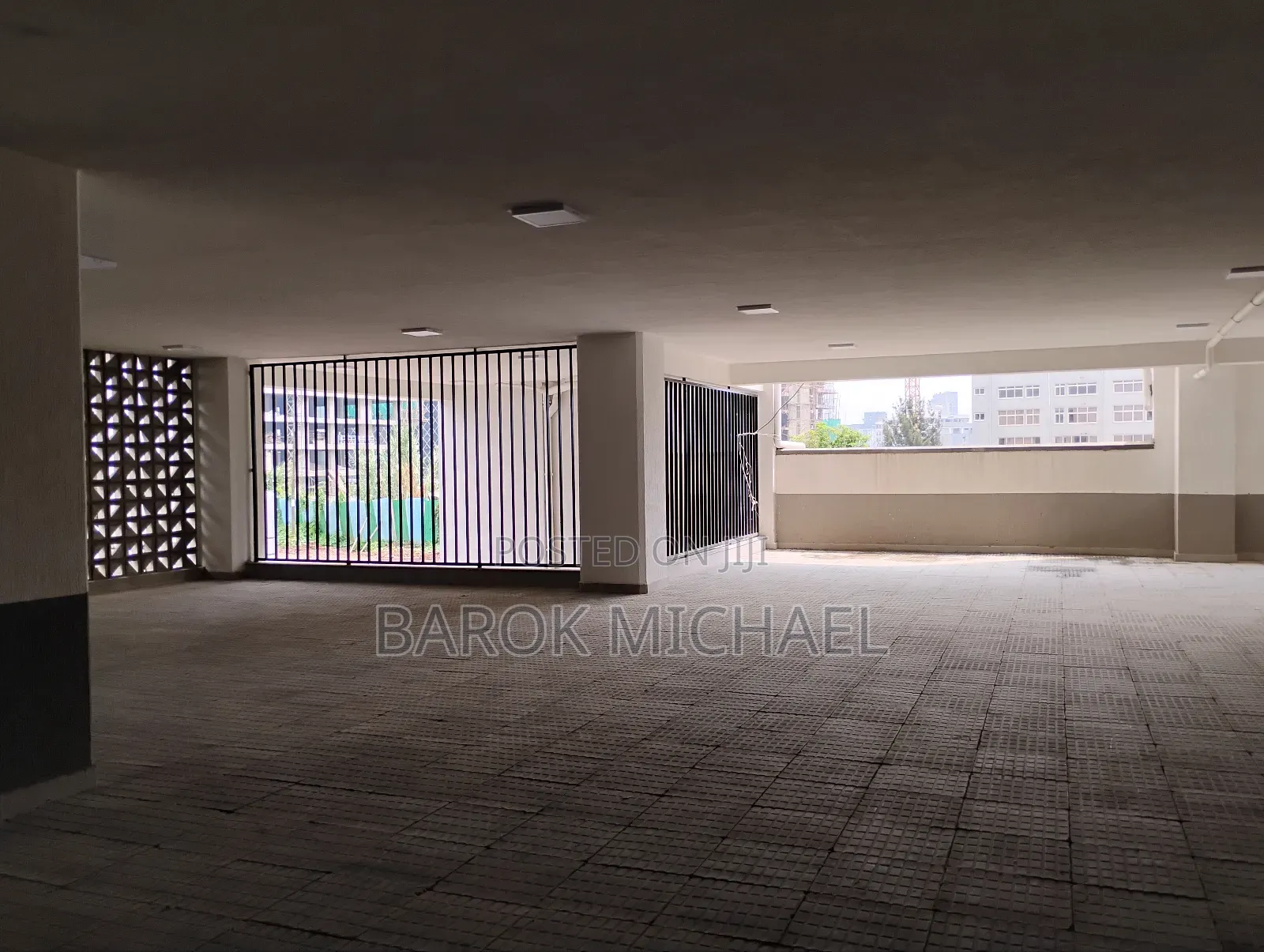 3bdrm Apartment in Jambo, Kirkos for sale