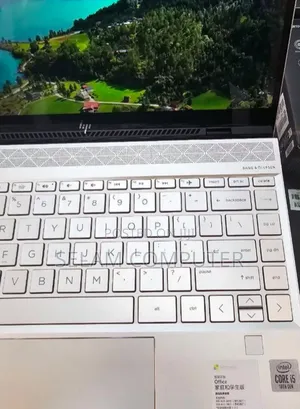 New Laptop HP Envy X360 8GB Intel Core I5 SSD 1T
