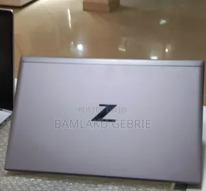 New Laptop HP ZBook Firefly G8 16GB Intel Core I7 SSD 512GB