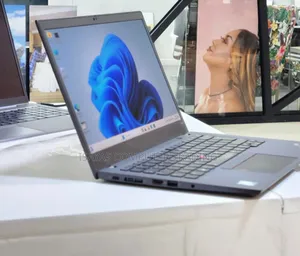 New Laptop Lenovo ThinkPad T14 16GB Intel Core I7 SSD 512GB
