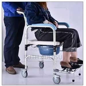 Removable Poty Wheel Chair崚因commode Mini Wheel Chair俠女popo