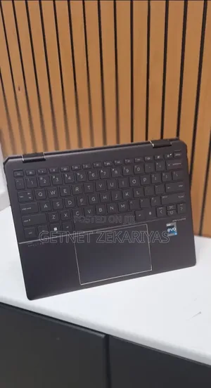 New Laptop HP Spectre 14 16GB Intel Core I5 SSD 512GB