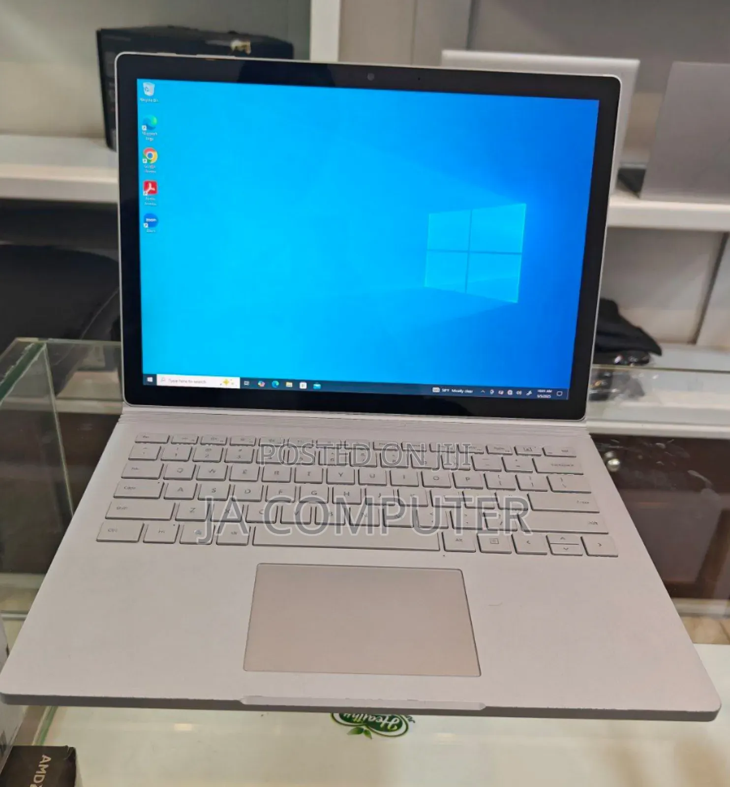 New Laptop Microsoft Surface Book 3 16GB Intel Core I7 SSD 256GB