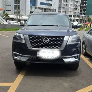Nissan Patrol 2022 Matt Black
