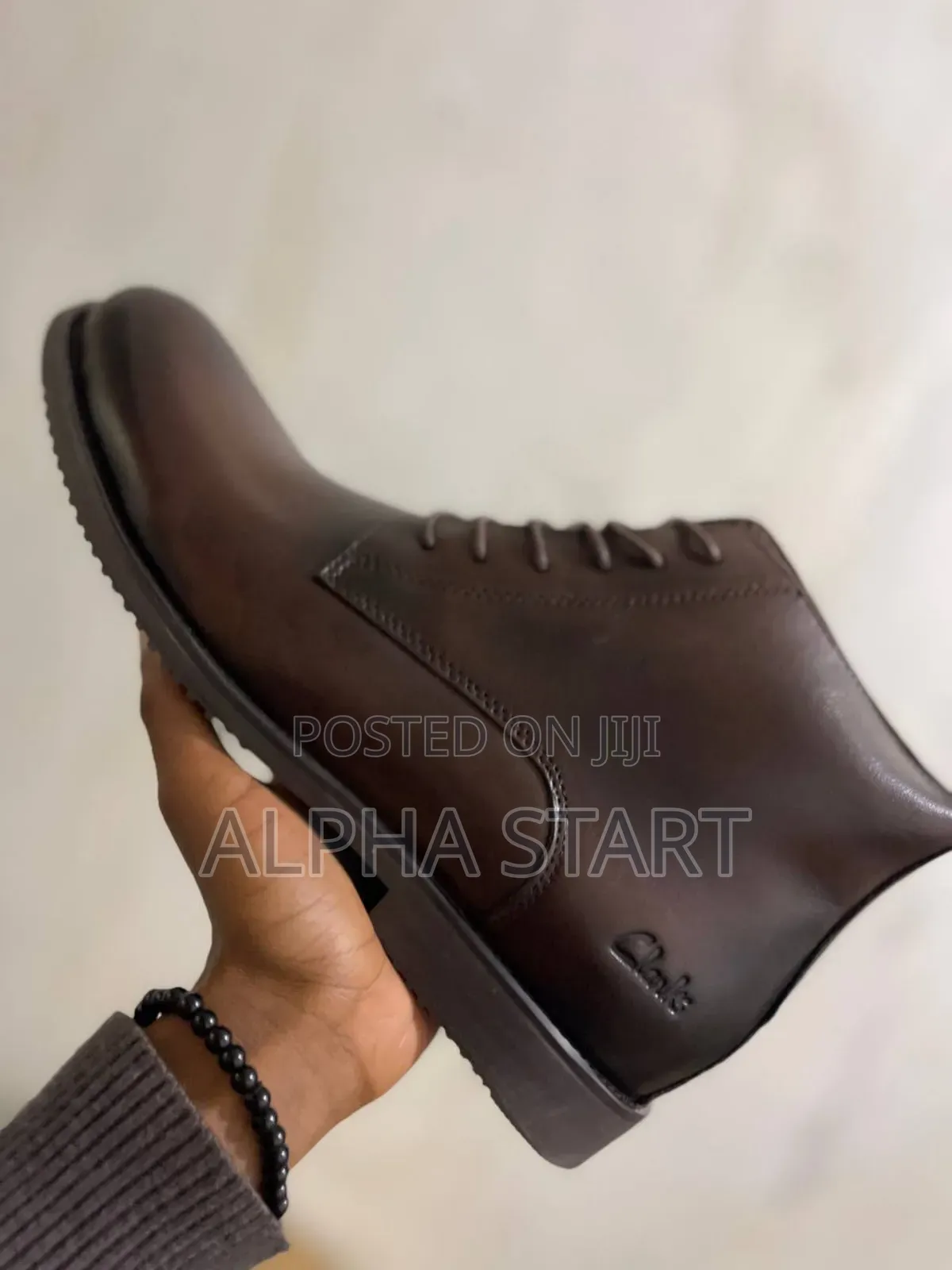 Clarks High Master Quality Lather Shoes for You