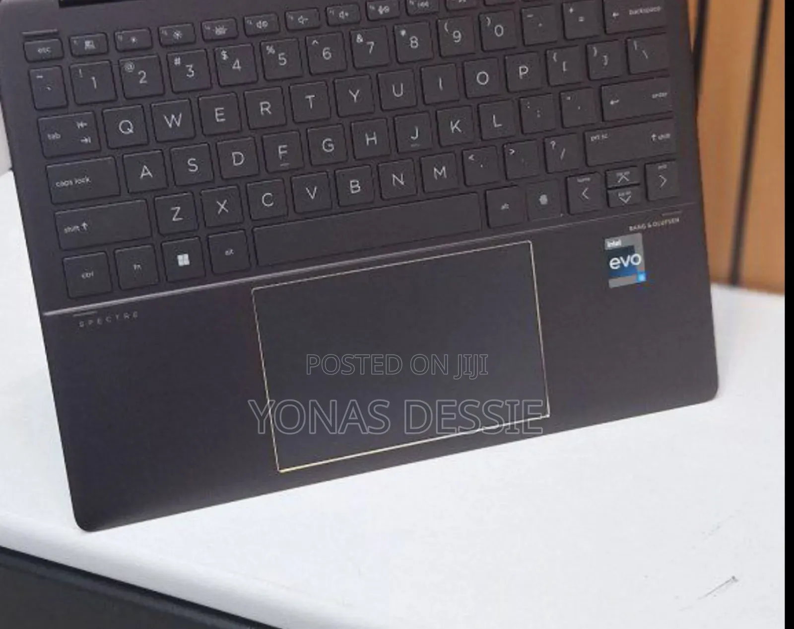 New Laptop HP Spectre X360 16GB Intel Core i5 SSD 1T
