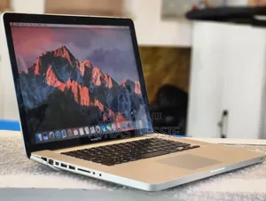 Laptop Apple MacBook Pro 2010 4GB Intel Core i7 SSD 512GB