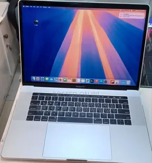 New Laptop Apple MacBook Pro 2018 32GB Intel Core I9 SSD 1T
