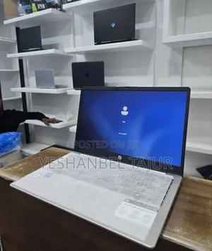 New Laptop HP Pavilion 15 12GB Intel Core I3 SSD 512GB