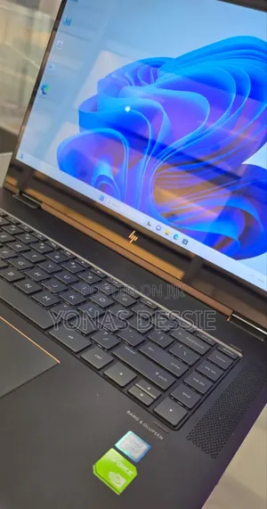 New Laptop HP Spectre X360 16GB Intel Core i7 SSD 512GB