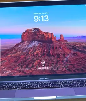 New Laptop Apple MacBook Pro 2022 M2 8GB Apple M2 SSD 256GB