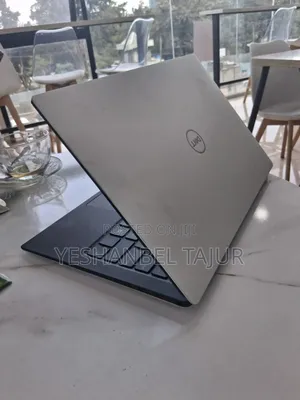 New Laptop Dell XPS 13 7390 8GB Intel Core I5 SSD 512GB