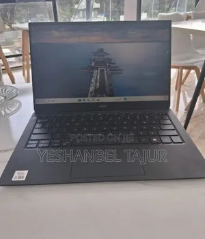 New Laptop Dell XPS 13 7390 8GB Intel Core I5 SSD 512GB