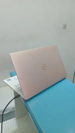 New Laptop Dell XPS 13 16GB Intel Core I7 SSD 512GB