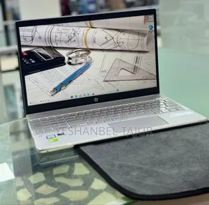 New Laptop HP Pavilion 15 8GB Intel Core i5 SSD 1T