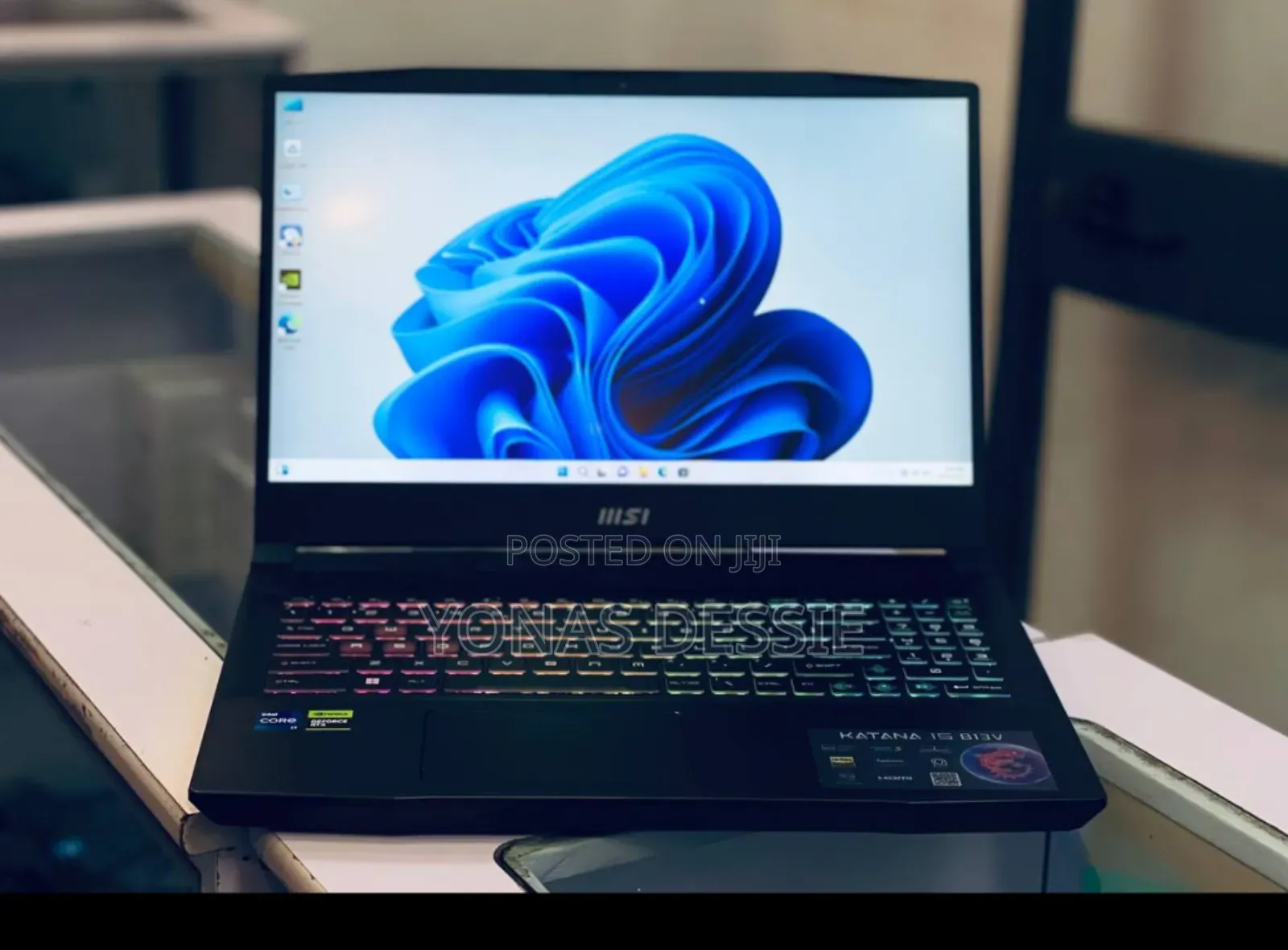 New Laptop MSI Katana 15 16GB Intel Core i7 SSD 1T