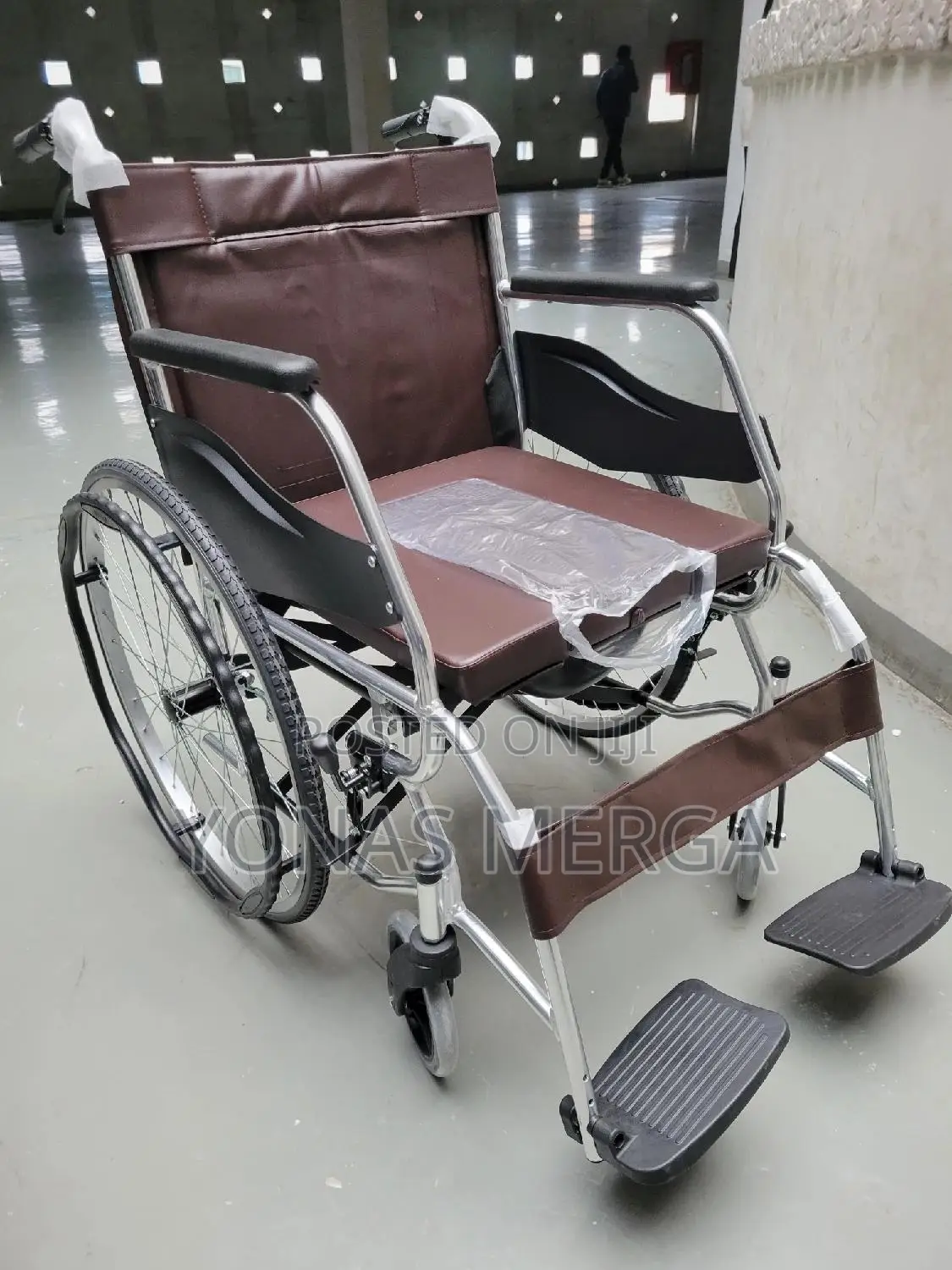 Toilet Wheelchairبةየተለያዩ የህክምና ዊልቼሮች ከኛጋር፭ةwheelchair