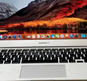 New Laptop Apple MacBook Air 2017 8GB Intel Core I7 SSD 256GB