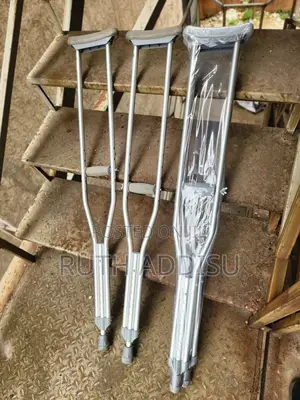 Crutches𧙕我crutches重創crutches鴦了medical Crutches版主crutches