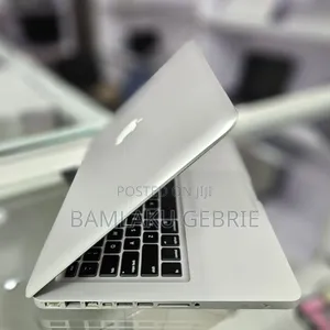 New Laptop Apple MacBook Pro 2012 4GB Intel Core I5 HDD 500GB