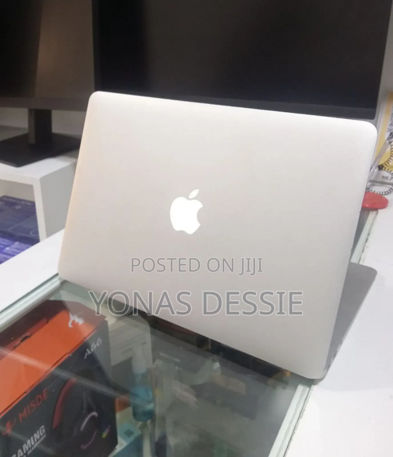Laptop Apple MacBook Air 2011 4GB Intel Core i5 SSD 128GB