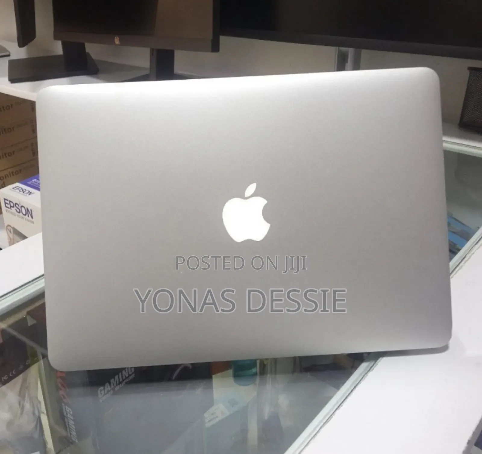 Laptop Apple MacBook Air 2011 4GB Intel Core i5 SSD 128GB