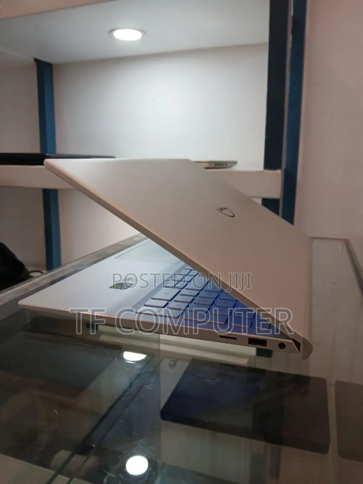 New Laptop Dell Inspiron 15 16GB Intel Core I7 SSD 1T