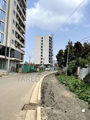 3bdrm Apartment in ተሽ ሆምስ, Bole for sale