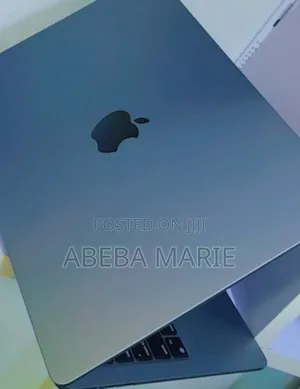 New Laptop Apple MacBook Air 2023 M2 16GB Apple M2 SSD 256GB
