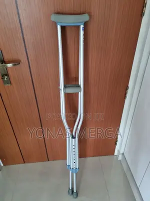 Axillary Crutches==Injuries Like a Broken Leg, Foot,Or Ankle