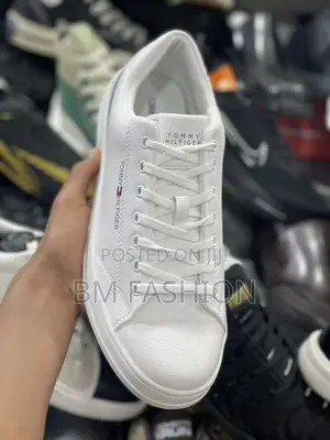 Men's Tommy Hilfiger Narvyn Casual Shoes.