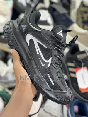 Nike Gortex Black Acg Hiking Rubber Sole
