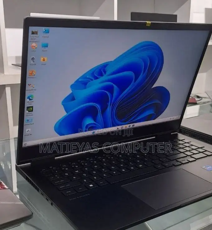 New Laptop HP Envy X360 16GB Intel Core I7 SSD 512GB