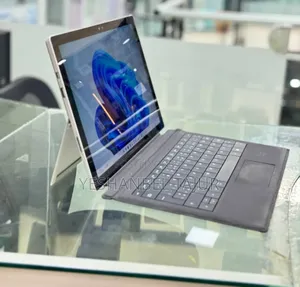 New Laptop Microsoft Surface Pro 16GB Intel Core I7 SSD 256GB