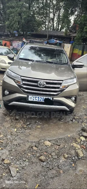 Toyota Rush 2023 Beige