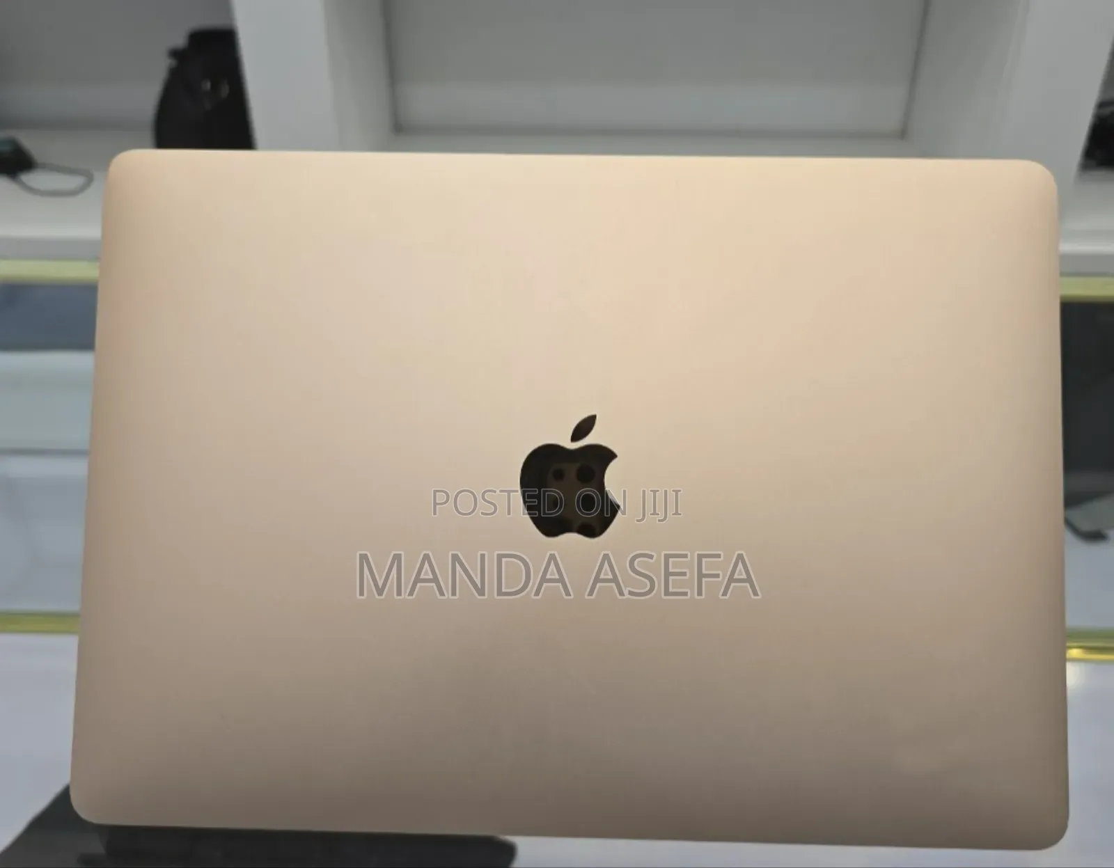 New Laptop Apple MacBook Air 8GB Apple M1 SSD 256GB