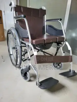 Potty/Toilet Wheelchair亞工wheelchair~~Wheelchairةةwheelchair